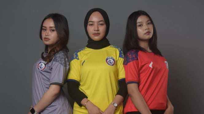 Jersey pramusim Arema FC dengan sentuhan klasik