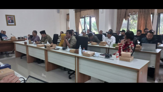 Hearing DPRD bersama Asosiasi APEL Batu