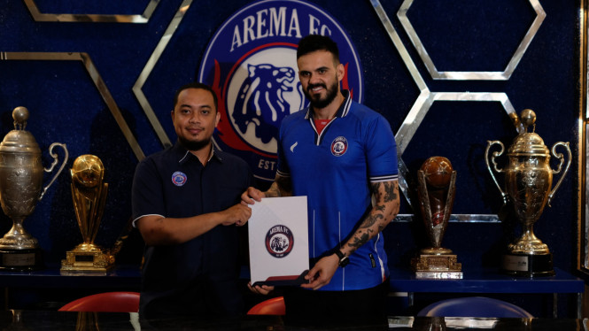 Penjaga gawang asing asal Brasil Lucas Friger.