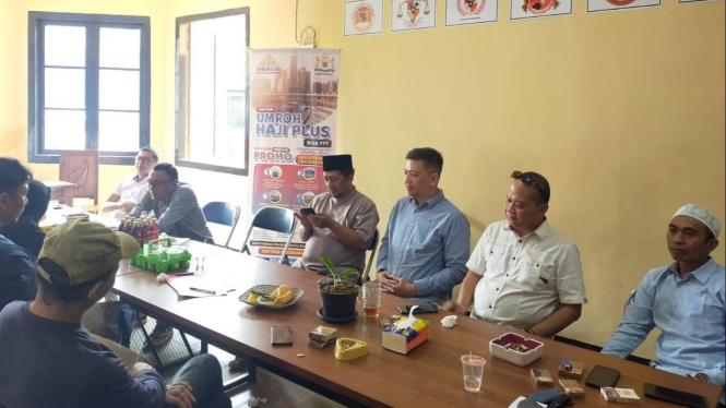 Rapat pra-Mukota Kadin Batu.