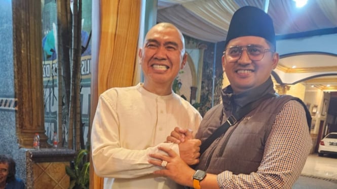 Pertemuan antara Abah Anton dan Fuad Rahman