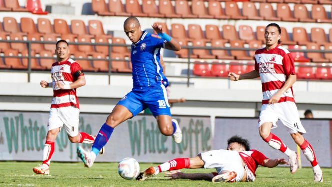 Laga Arema FC di Piala Presiden