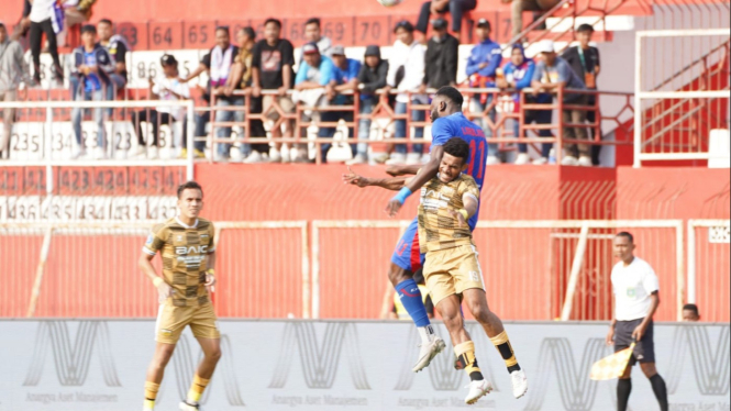 Laga Arema FC vs Dewa United