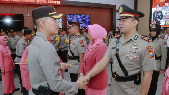 Sertijab di Polres Jombang