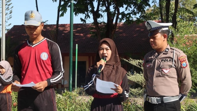 Murid SMAN 4 Kota Pasuruan saat deklarasi anti perundungan