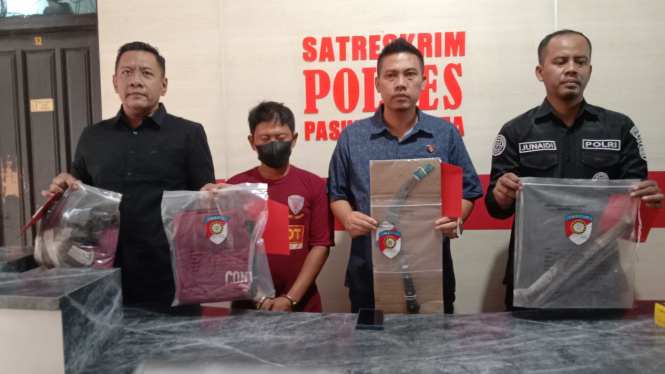 Tersangka pembacokan saat disidik di Polres Pasuruan Kota