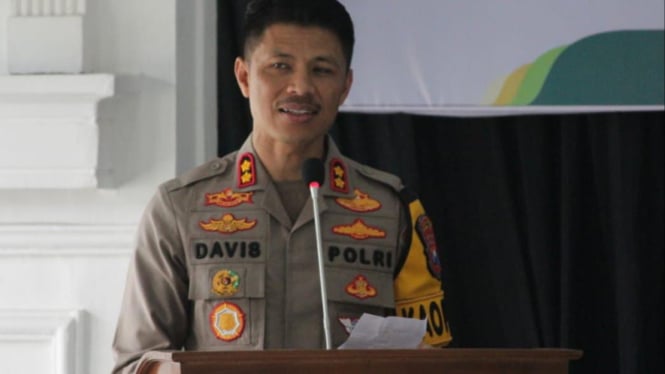 Kapolres Pasuruan Kota AKBP Davis Busin Siswara