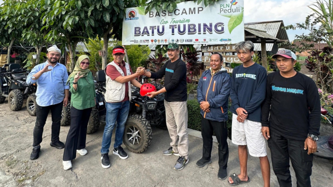 Paslon NH salurkan ATV kepada pelaku wisata di Kota Batu.