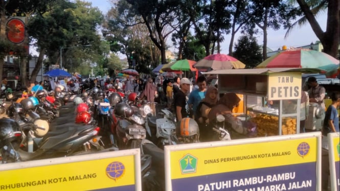 PKL liar di Car Free Day Kota Malang