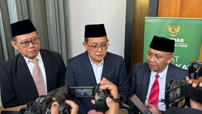 Pj Gubernur Jatim saat hadir Rakor Baznas di Kota Batu