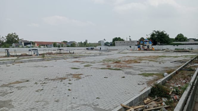 Proyek pembangunan sentra PKL Ahmad Dahlan, Jombang.