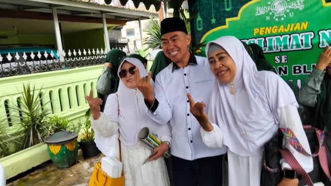 Abah Anton bersama Muslimat NU Blimbing, Kota Malang