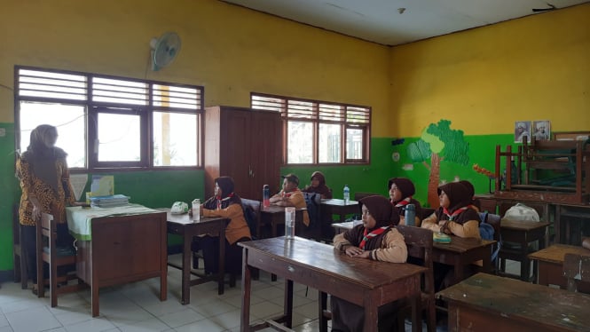 Suasana pembelajaran di sekolah Jombang.