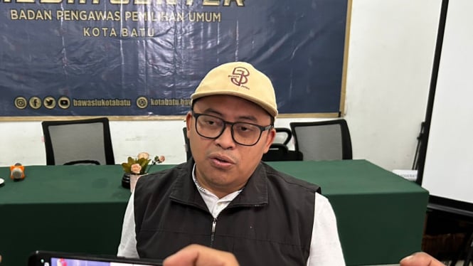 Koordinator DHPP Bawaslu Kota Batu Yogi Cholid