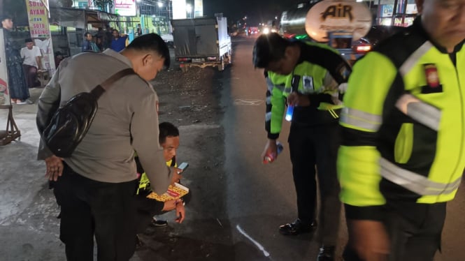 Kecelakaan di Jombang tabrak orang nobar Timnas