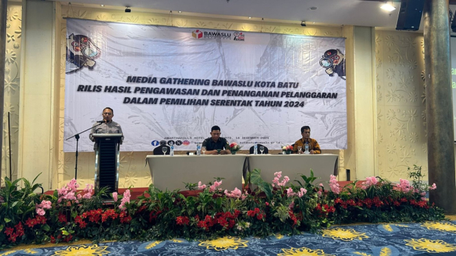 Konferensi pers Bawaslu Kota Batu