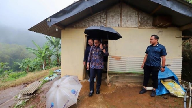 Pj Wali Kota Batu, mendatangi masyarakat pra sejahtera