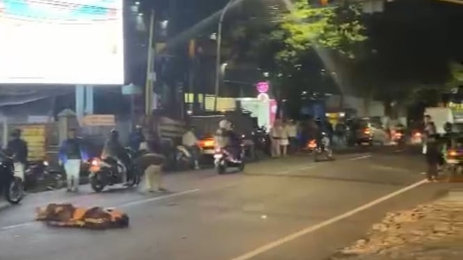 Tangkapan layar video warga kecelakaan di Kota Batu.