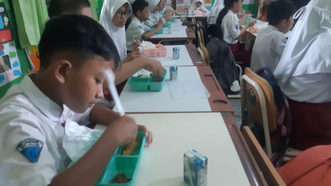 Program makan bergizi gratis di SDN 3 Lowokwaru Kota Malang