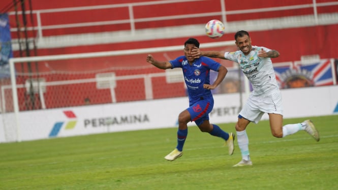 Laga Arema FC Vs Persib Bandung