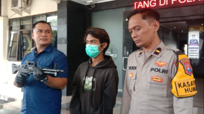 Pemuda yang bawa senapan mainan diamankan di Polresta Malang Kota