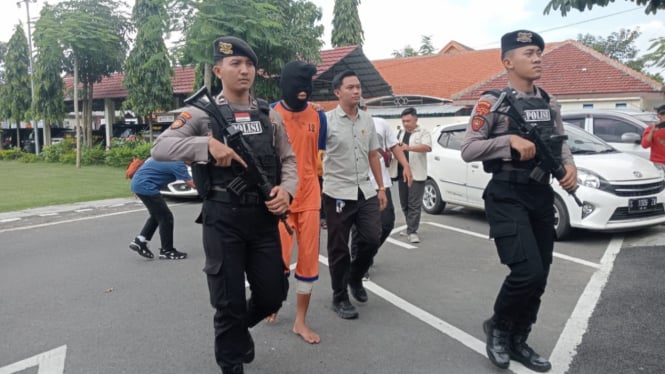 Pelaku pembunuhan perempuan di Jombang ditangkap polisi.