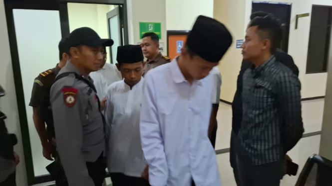 Terdakwa kasus pembunuhan di Jombang diadili