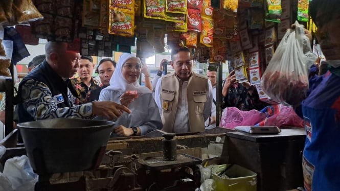 Ketua DPRD Kota Malang, Amithya Ratnanggani saat sidak ke pasar