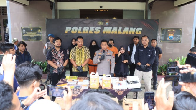 Polres Malang ungkap Pasutri sindikat pemalsuan minyak goreng