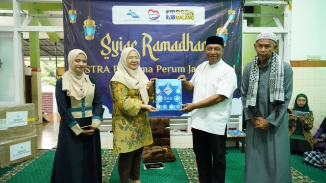 PJT I serahkan bantuan Alquran