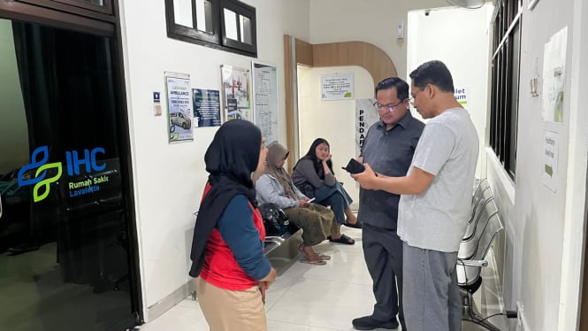 Wakil Ketua DPRD Kota Malang Trio Agus Purwono di rumah sakit