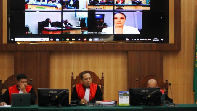 Sidang lanjutan kasus terdakwa Isa Zega dengan pelapor bos Ms Glow