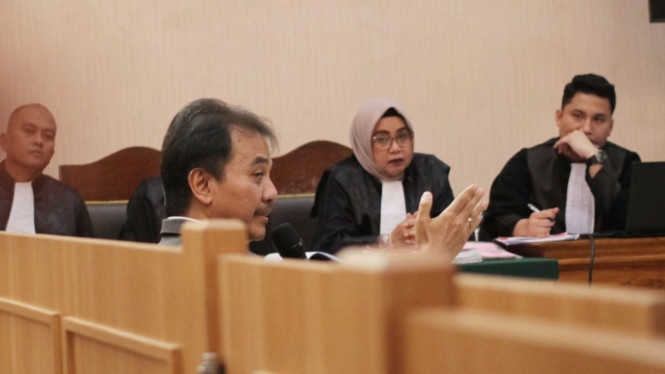 Roy Suryo jadi saksi dalam sidang terdakwa Isa Zega
