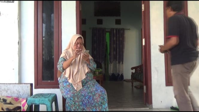 Masruroh penjual gorengan yang terima tagihan PLN