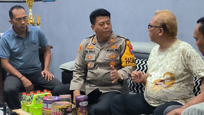 Kades Mojoduwur dan Kapolsek Mojowarno.