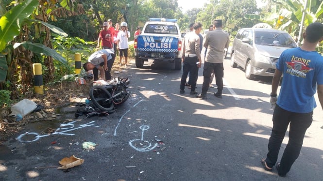 Olah TKP laka lantas di Jombang