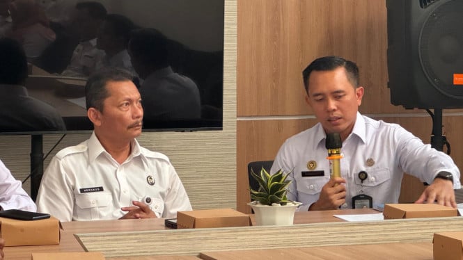Herdaus saat ke Unit Kerja Keimigrasian (UKK) Kota Probolinggo