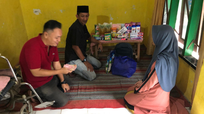 Siswi SMP di Jombang saat ditemui anggota DPRD