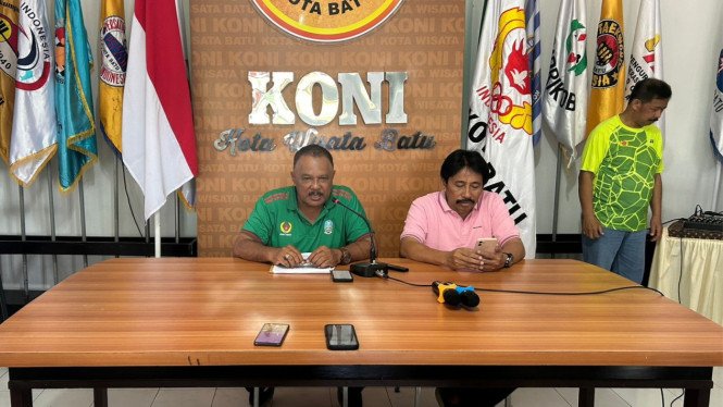 Ketum KONI Batu Sentot Ari Wahyudi dan Waketum Sinal Abidin