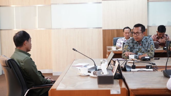 Wali Kota Batu saat audiensi dengan KLHK RI
