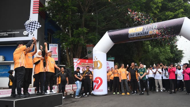 Uklam Tahes Bhayangkara ke-79 di Kota Malang