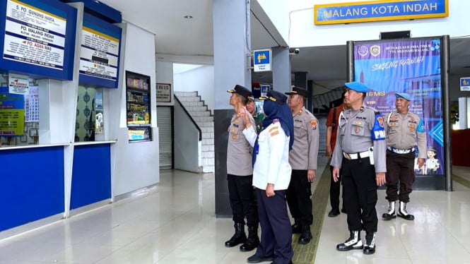 Waka Polresta Malang Kota AKBP Oscar tinjau Terminal Arjosari