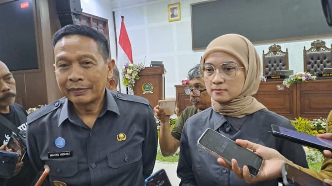 Wali Kota Malang dan Ketua DPRD Kota Malang usai paripurna