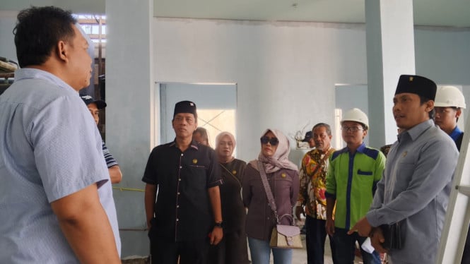 Sidak Anggota DPRD di Puskesmas Keboan Jombang