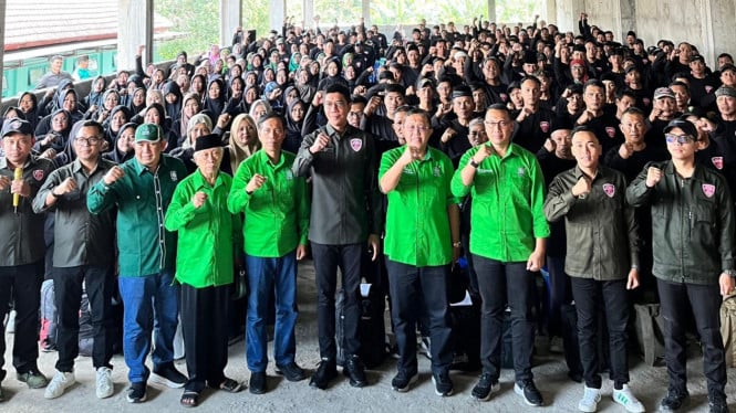 Bendum DKP Panji Bangsa Rino Lande bersama jajaran