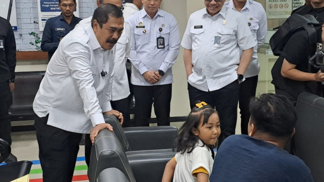 Menteri Imipas Agoes Andrianto saat kunjungi Kantor Imigrasi Malang