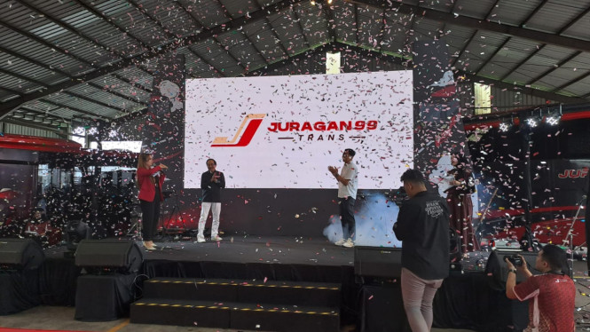 Launching logo baru di usia 7 tahun Juragan 99 Trans
