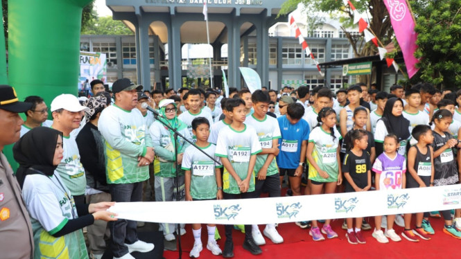 Wakil bupati Jombang saat berangkat Fun Run