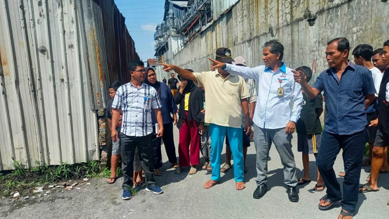 Kepala Ombudsman Perwakilan Sumut, Abyadi Siregar datangi jalan yang merupakan aset Pemkab Deliserdang diduga dijual ke pihak swasta.