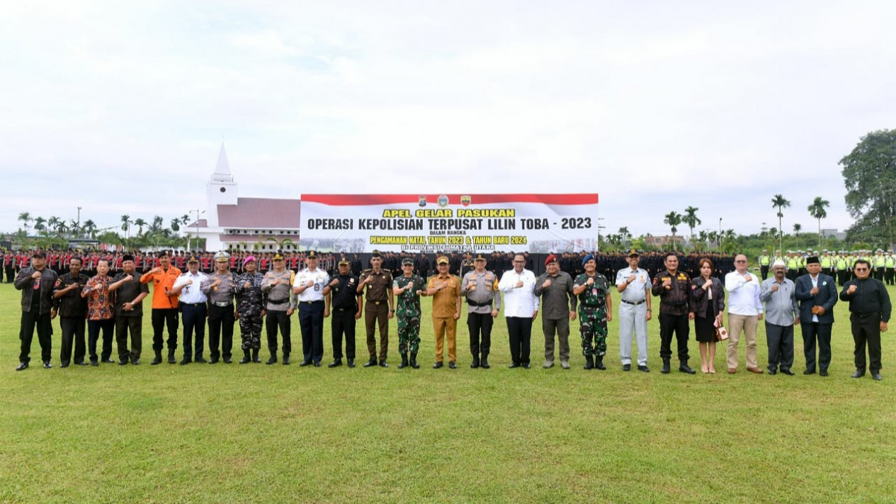 Apel Gelar Pasukan Operasi Kepolisian Terpusat Lilin Toba 2023.